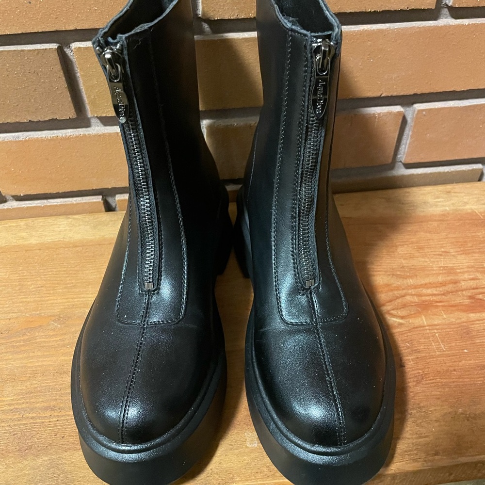 Leather Zipper Boots